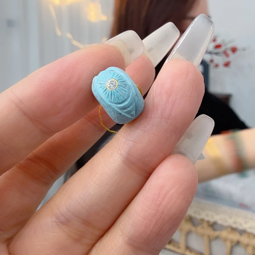 绿松石未镶嵌珠宝奇石