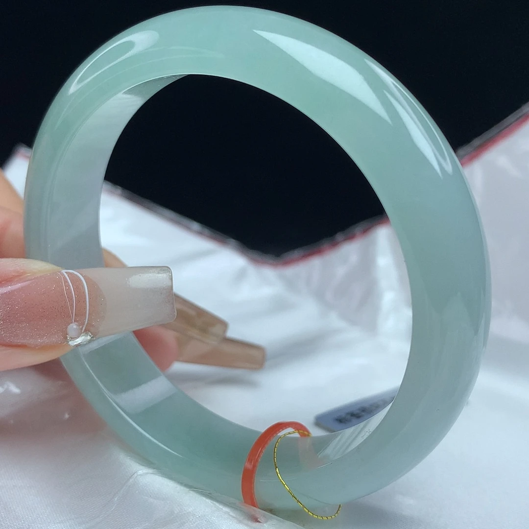 翡翠手镯未镶嵌56圈3249