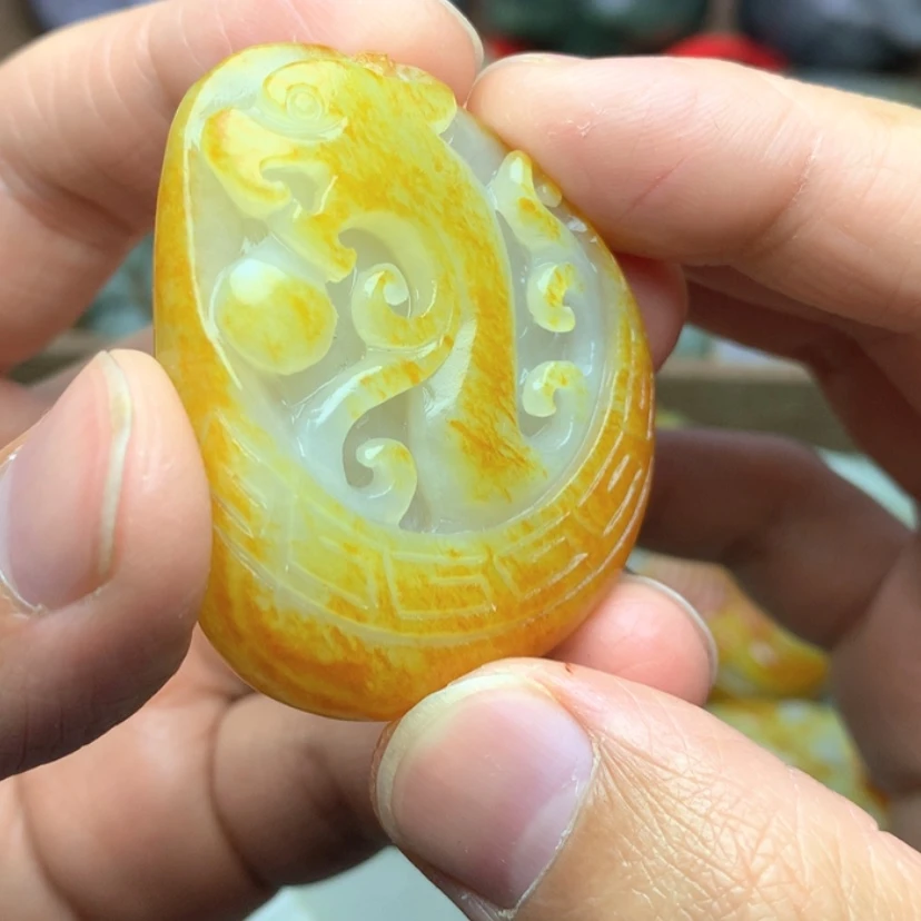 【闪购商品】颈饰未镶嵌和田玉