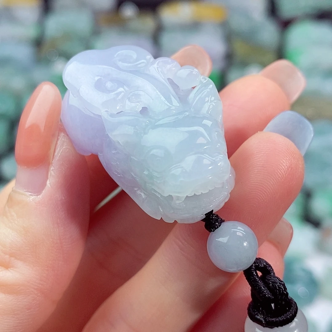 颈饰未镶嵌翡翠天然