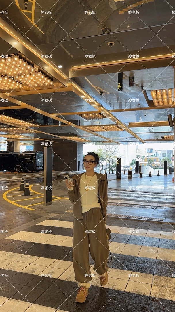 『婷老板』新款、口袋小标百搭咖色休闲裤3535-41