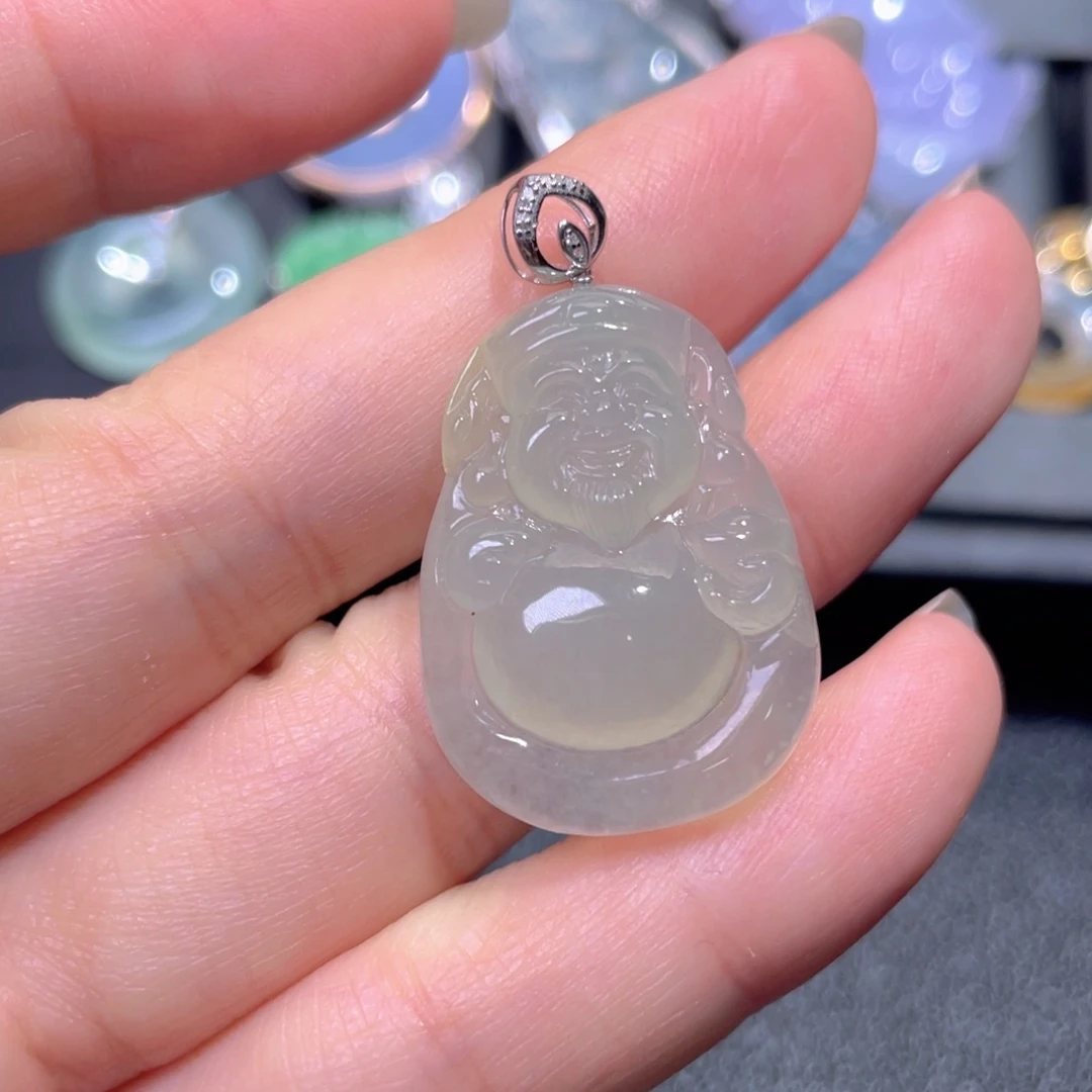 颈饰18K金镶嵌翡翠翡翠