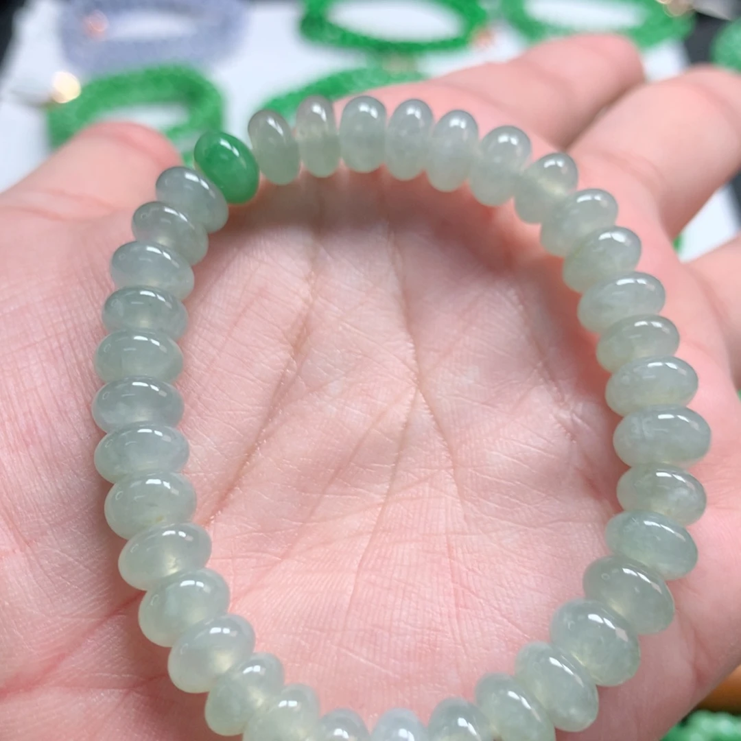 翡翠未镶嵌手链翡翠