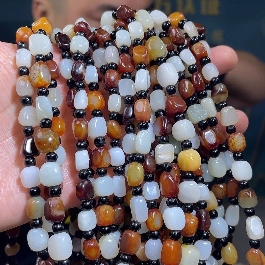 和田玉未镶嵌颈饰多样性发一件