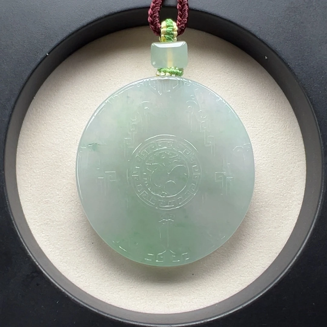 翡翠未镶嵌颈饰无事牌