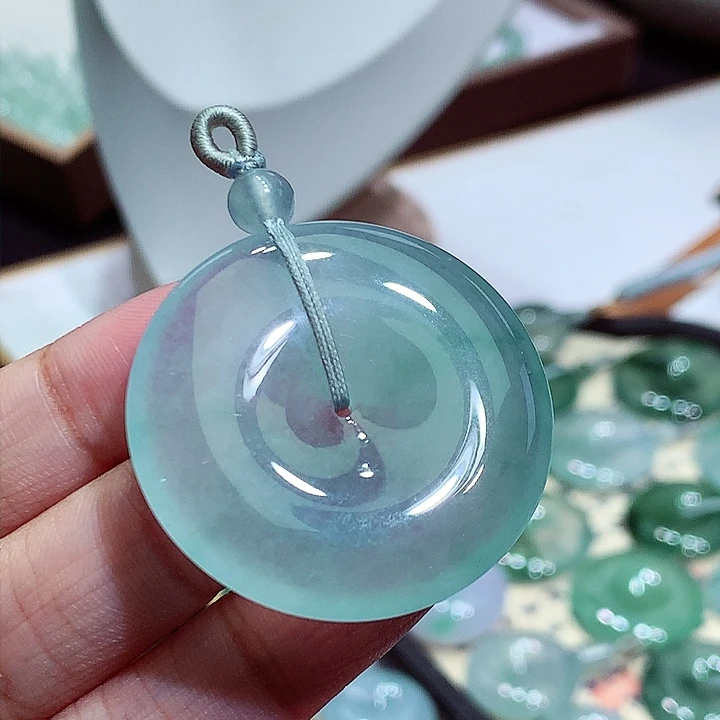 颈饰未镶嵌翡翠平安