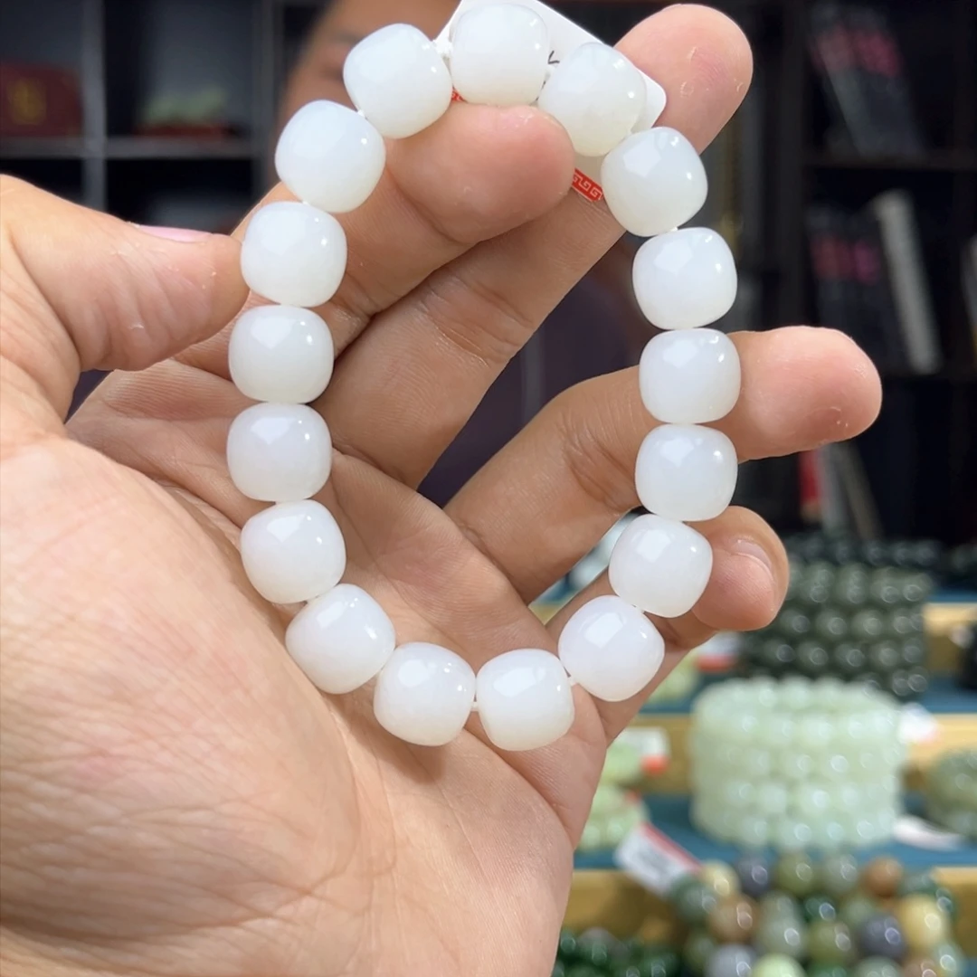 和田玉手串 未镶嵌纯天然和田玉新疆黑山山流水卡12老型