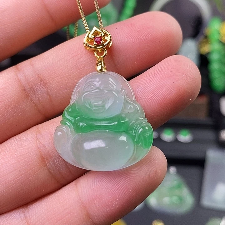 翡翠未镶嵌吊坠(赠链)