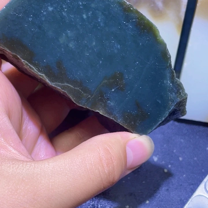 和田玉未镶嵌珠宝半成品