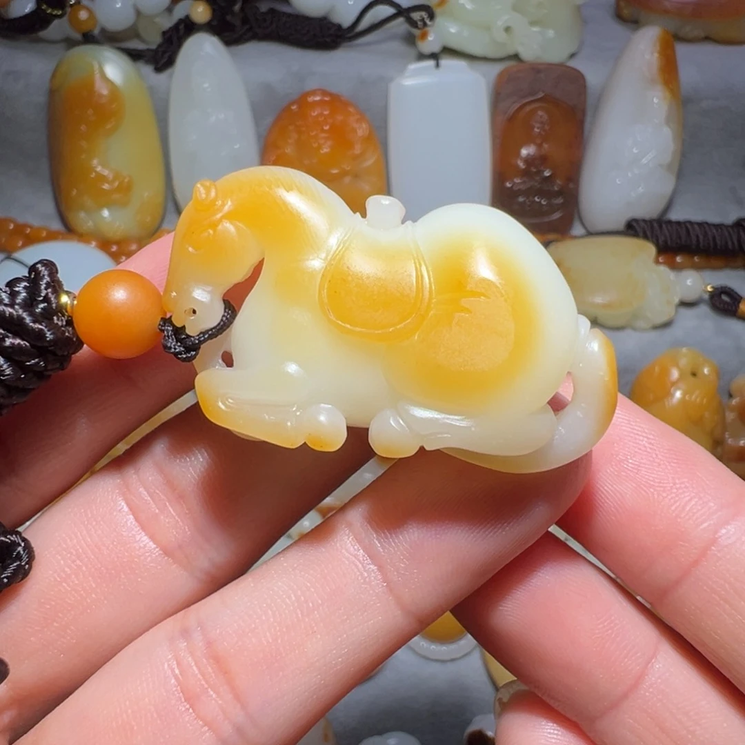 未镶嵌和田玉挂件