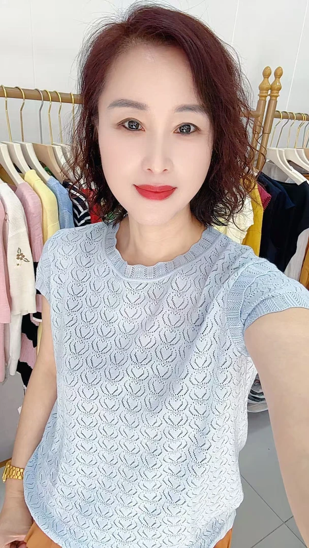 三色花边领薄款百搭小衫