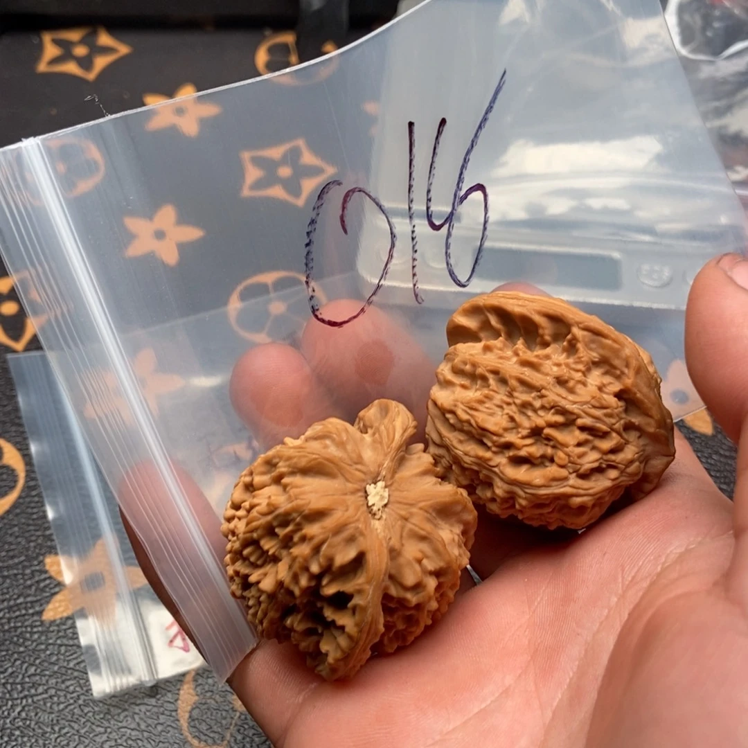 吊坠文玩核桃白狮子