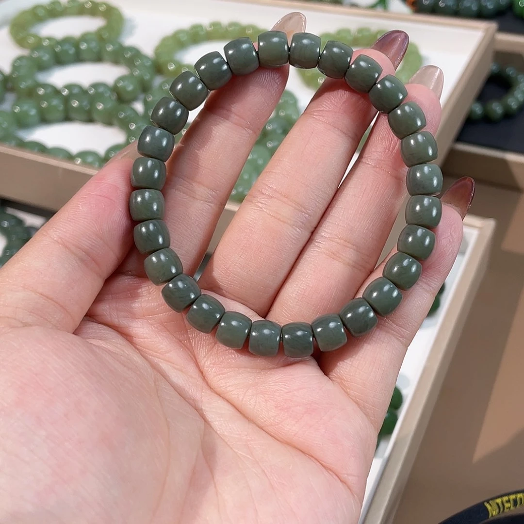 和田玉手链未镶嵌8.1