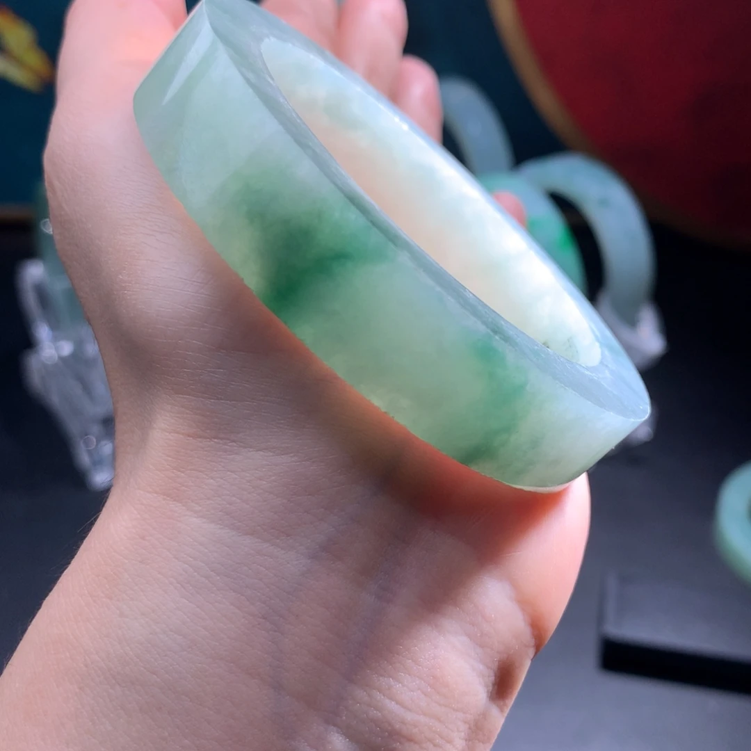 定制翡翠未镶嵌特价大漏