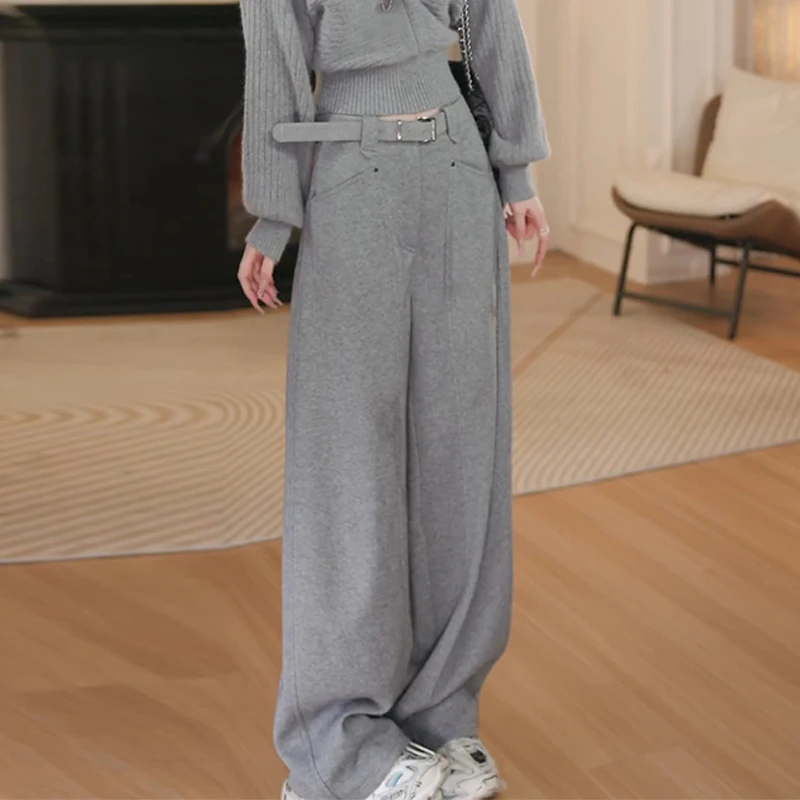 2025秋季新款设计感高腰显瘦宽松直筒阔腿裤子女时尚简约休闲裤