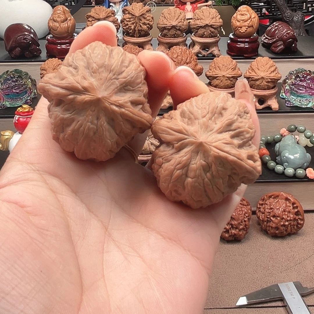 核桃40铁锤狮子头