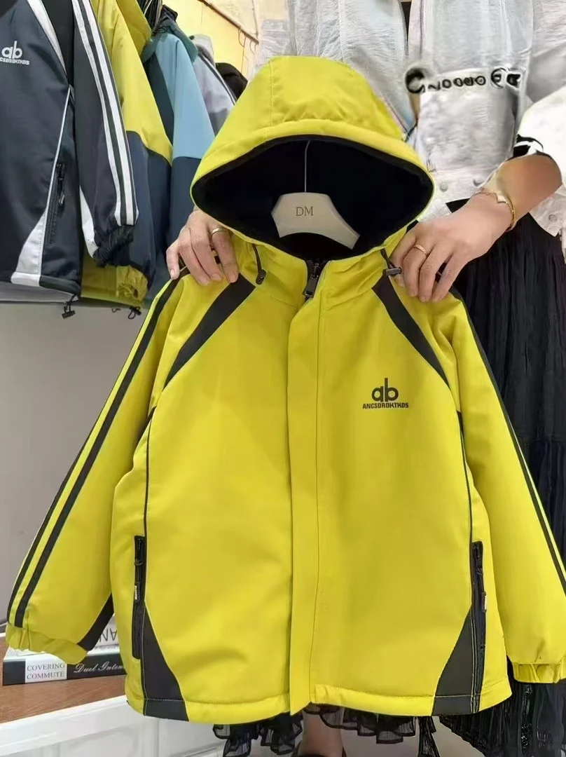 男童双面穿加绒秋冬两面外套洋气中大童奥利绒春秋冲锋衣2025新款