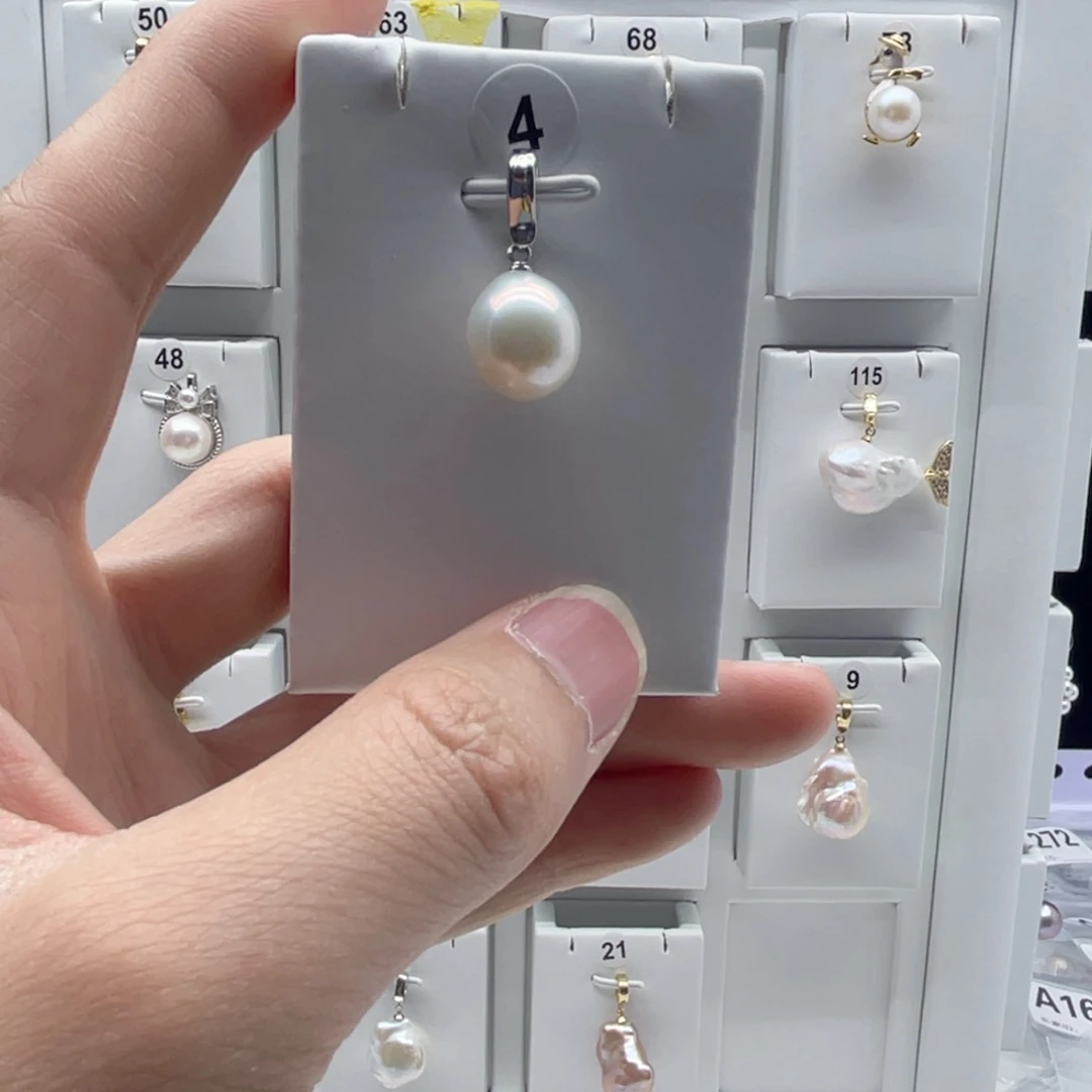 合金淡水珍珠颈饰