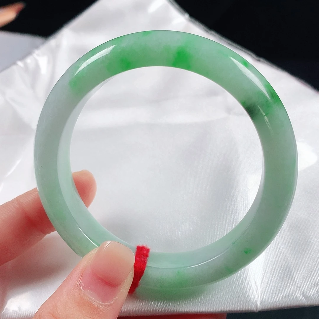 翡翠手镯未镶嵌56圈1232