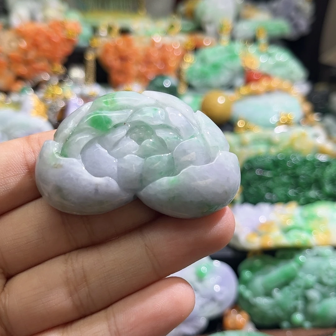 颈饰未镶嵌翡翠待编织