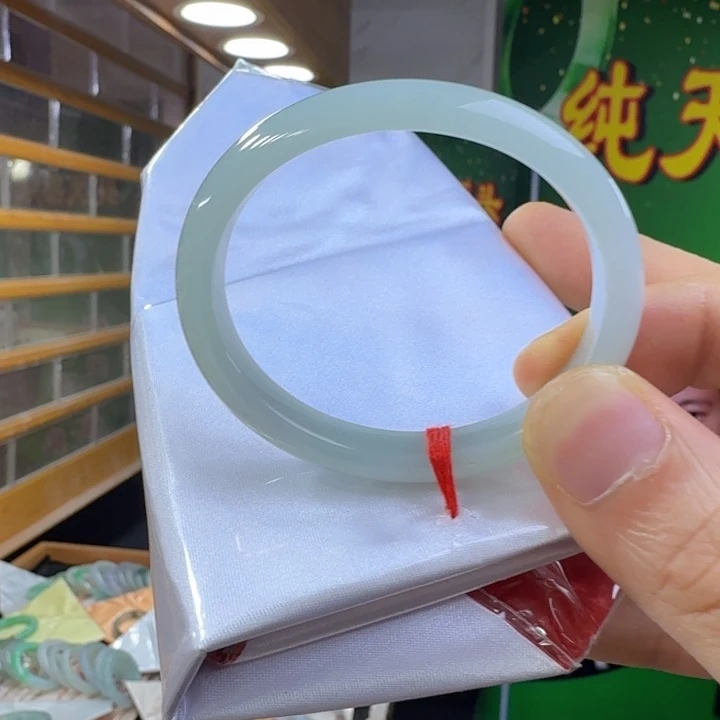 翡翠手镯未镶嵌纯天然缅甸翡翠a货