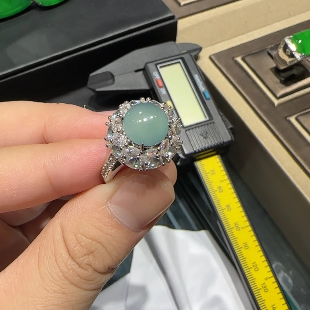 颈饰未镶嵌翡翠天然A货翡翠戒指