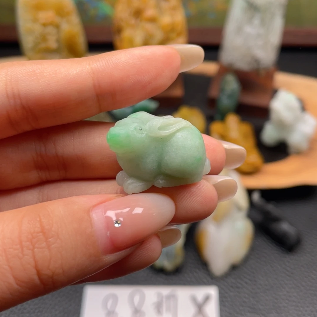 定制翡翠未镶嵌翡翠