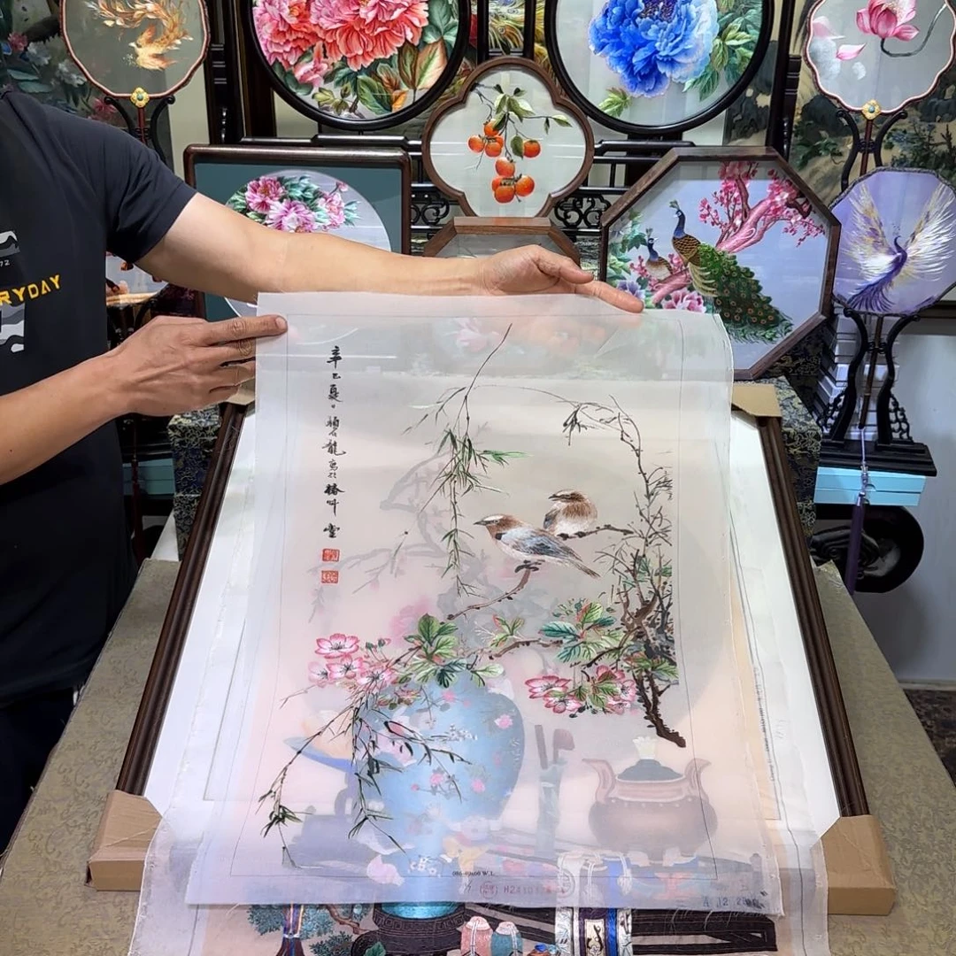 刺绣刺绣工艺精湛