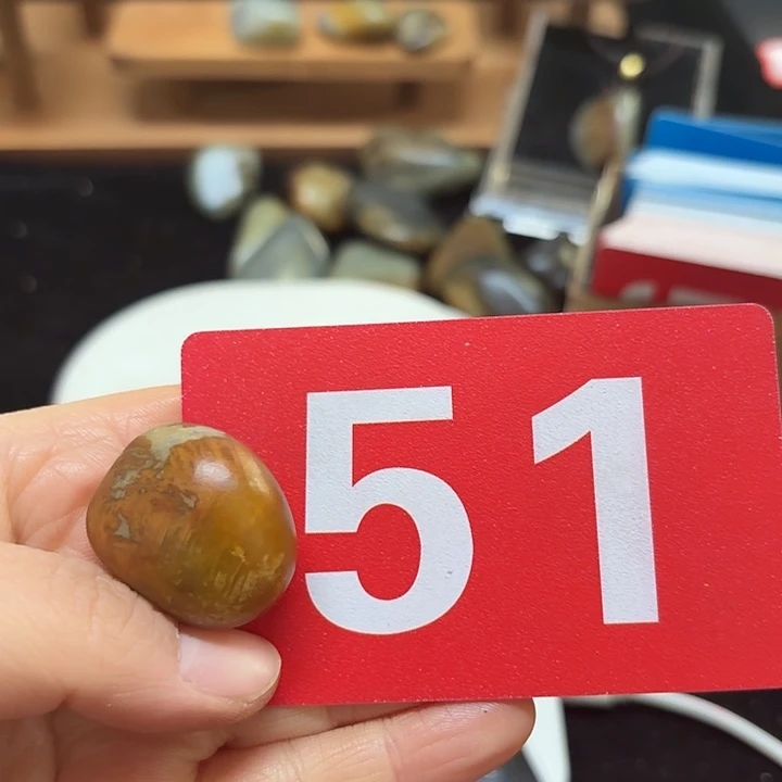 和田玉（糖玉）未镶嵌挂件