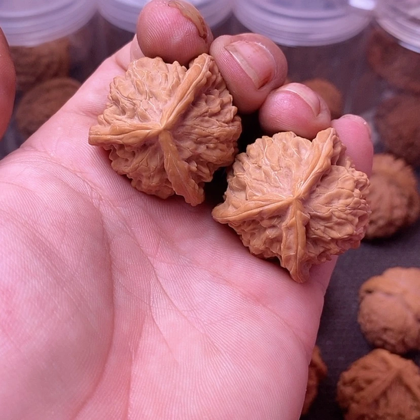 【闪购商品】吊坠文玩核桃36盘山三棱