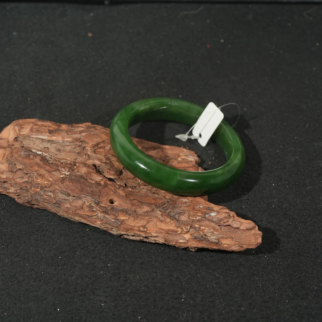 12.5香港王老板-和田玉手镯6c315