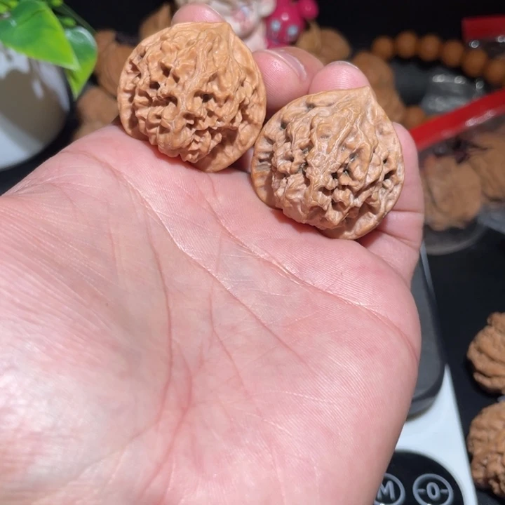 文玩核桃吊坠文**炮35珊瑚纹