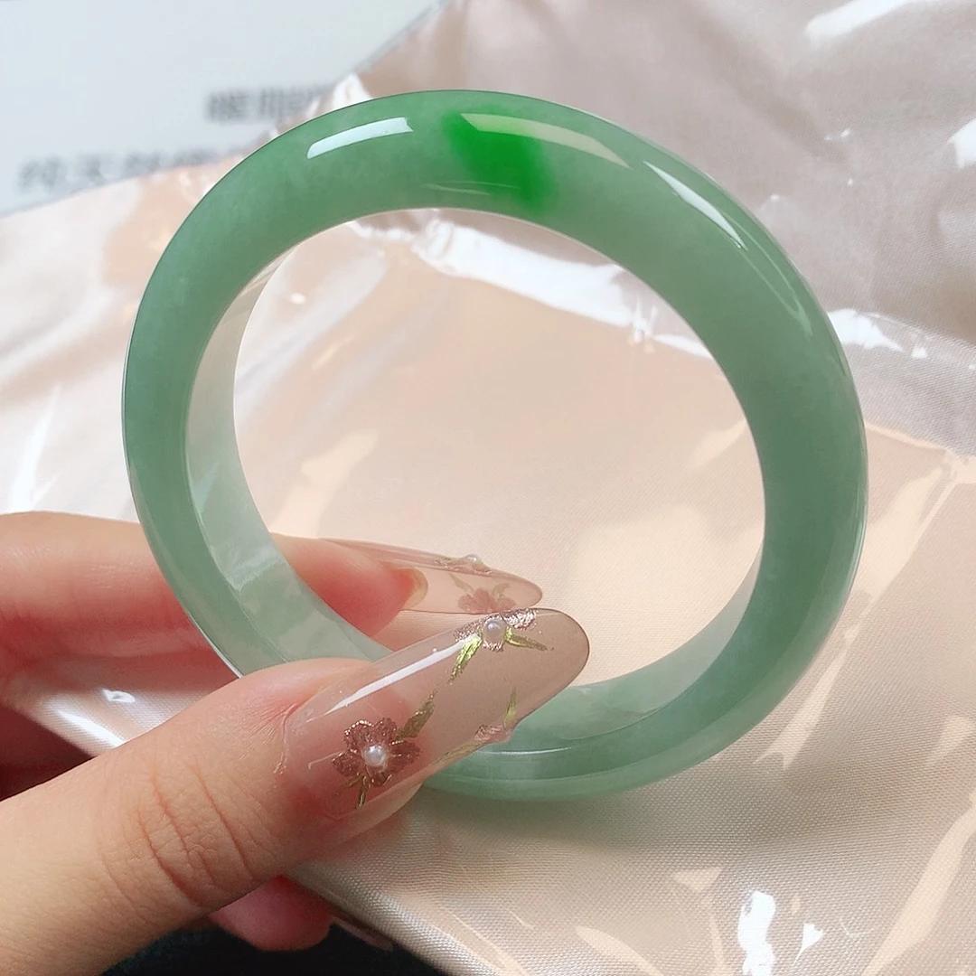 翡翠未镶嵌手镯1413