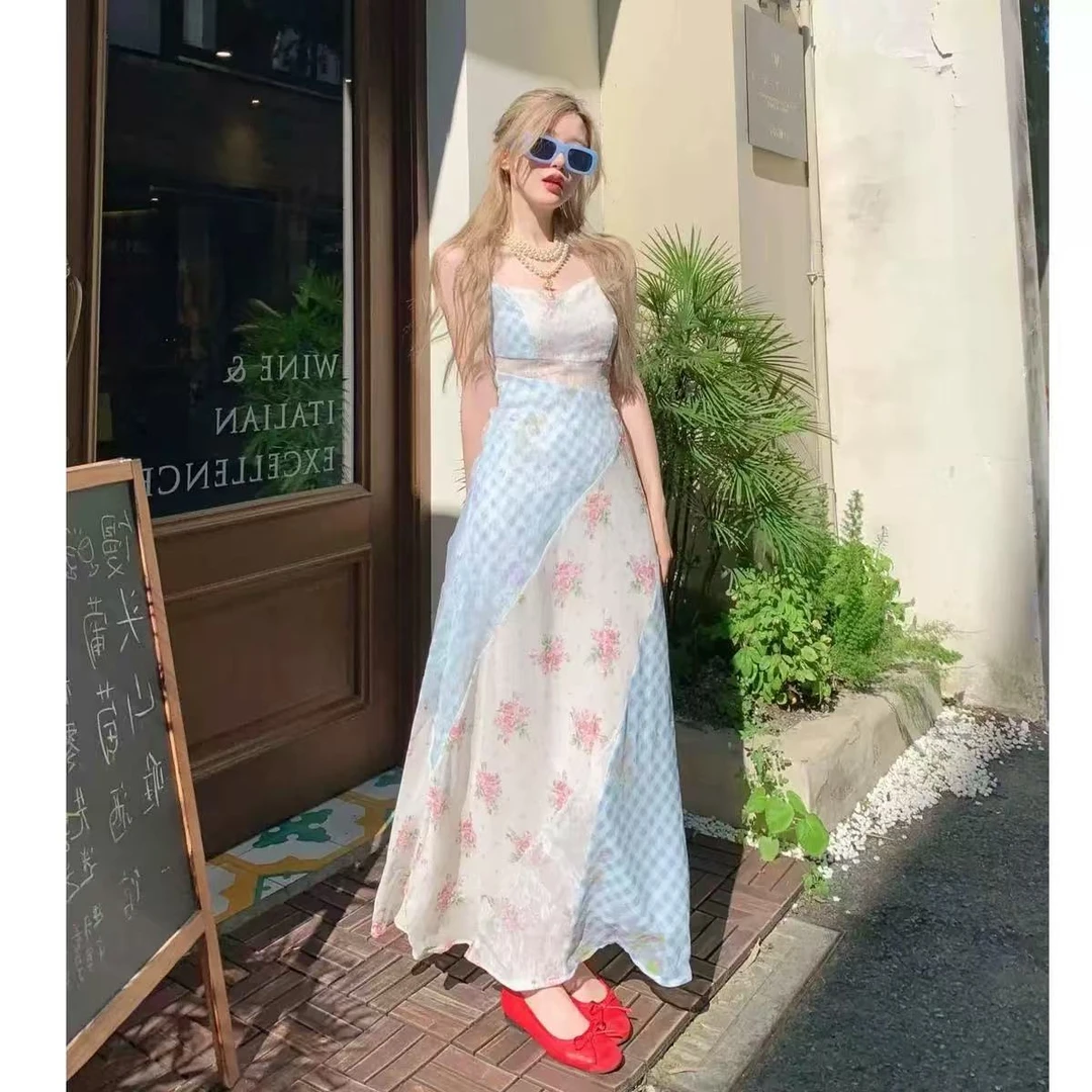 甜美流行穿搭吊带格子碎花连衣裙2025年夏季新款法式长裙+衬衫