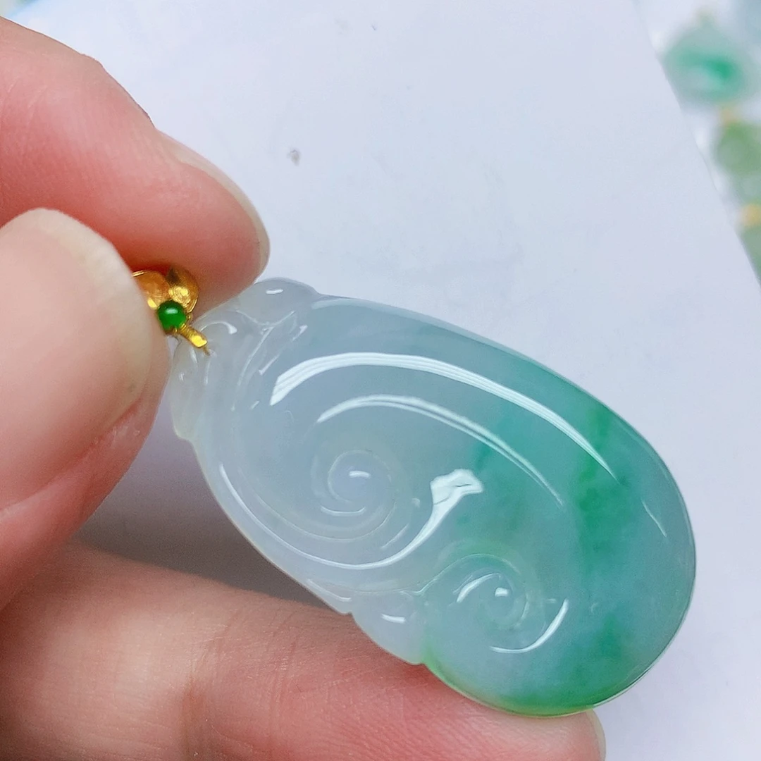 翡翠18K金镶嵌颈饰3467885