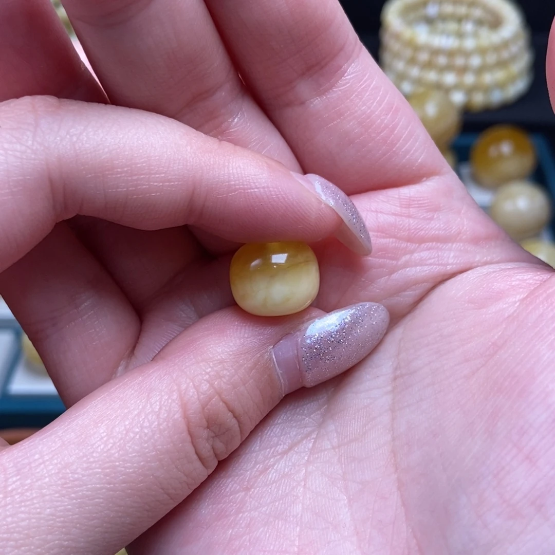 蜜蜡未镶嵌珠宝奇石卡13