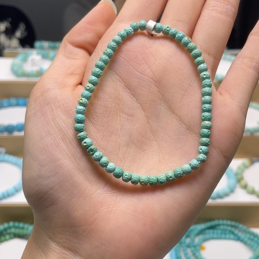 绿松石未镶嵌珠宝奇石15