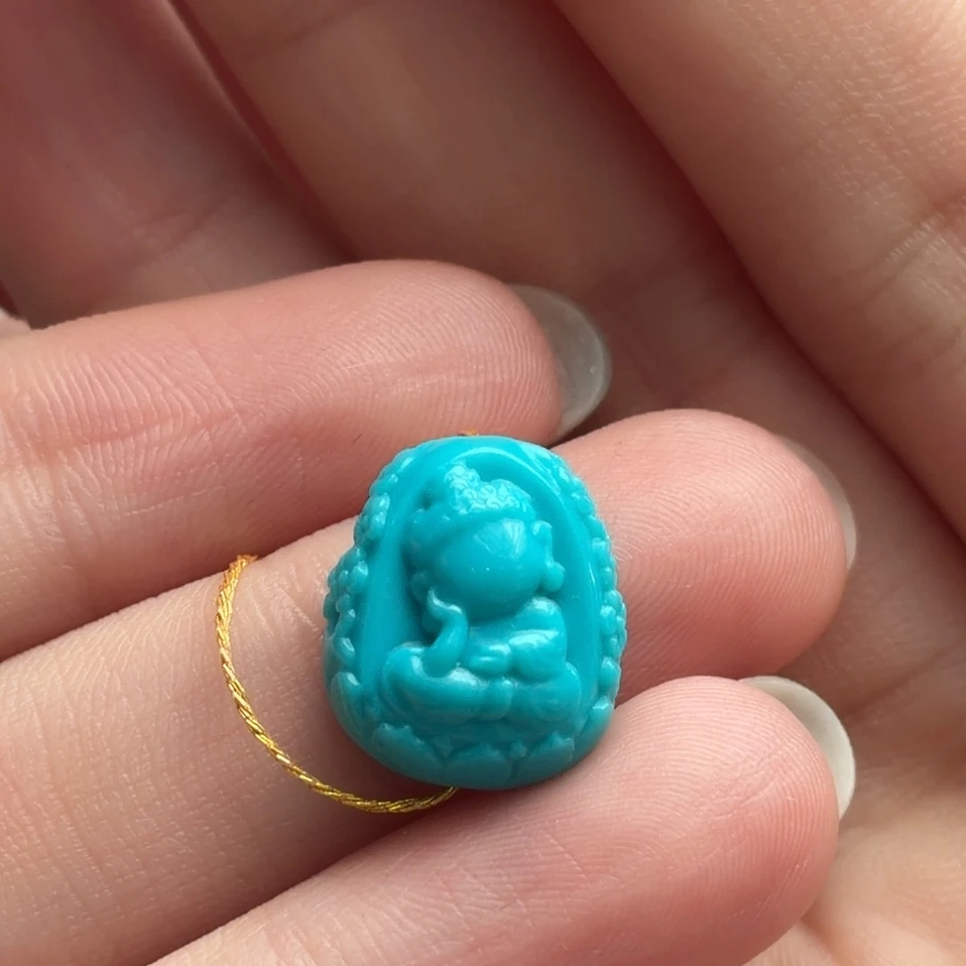 绿松石未镶嵌颈饰