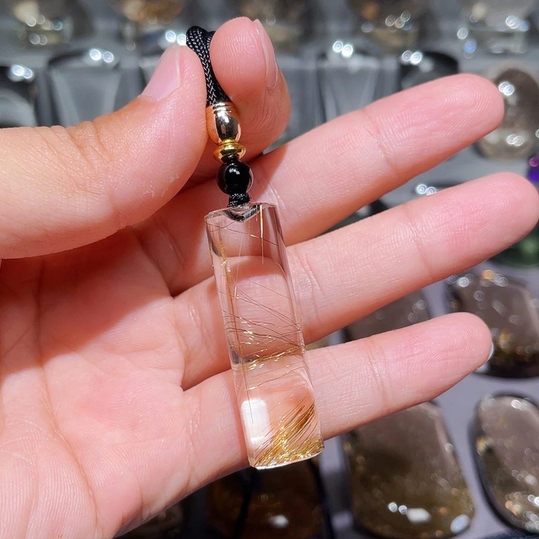 川***子颈饰未镶嵌水晶挂件