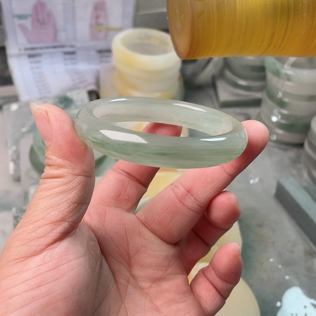 1***大定制石英质玉（天山翠）