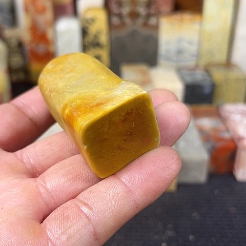 寿山石不***根寿山石寿山石