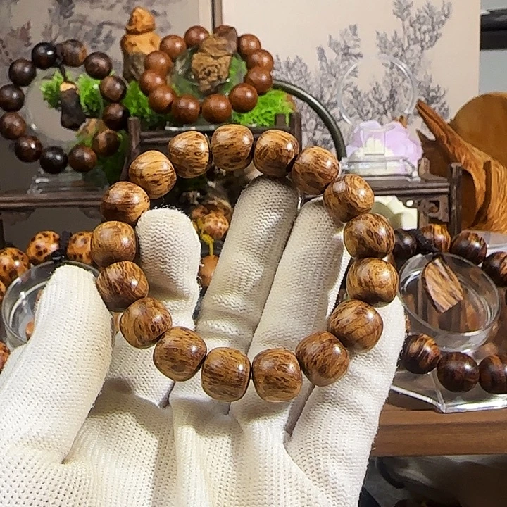 柏木无事牌太行崖柏老型1.2x1.1变异