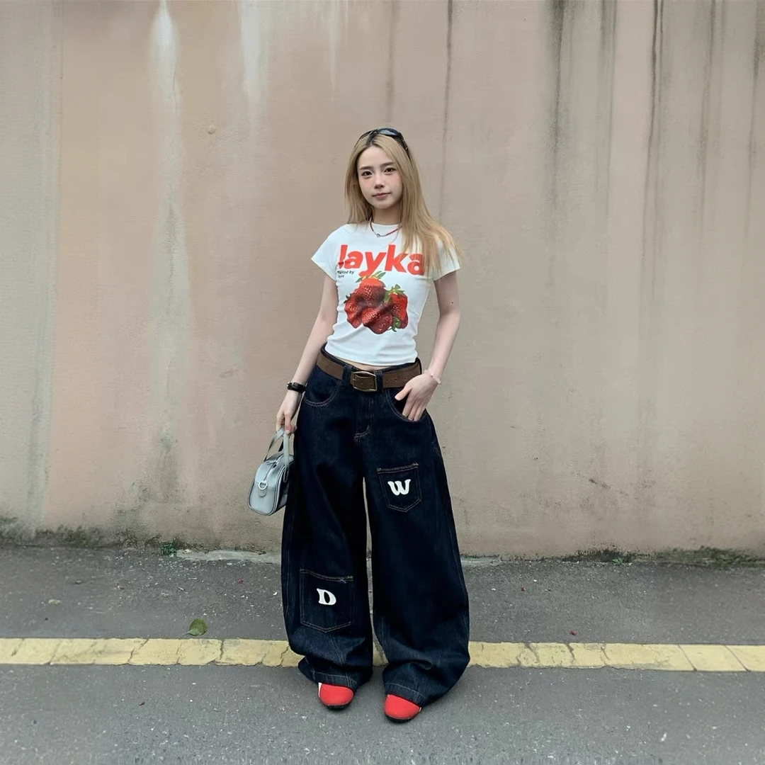 大码美式复古字母印花弯刀牛仔裤女夏季高街宽松显瘦休闲阔腿长裤