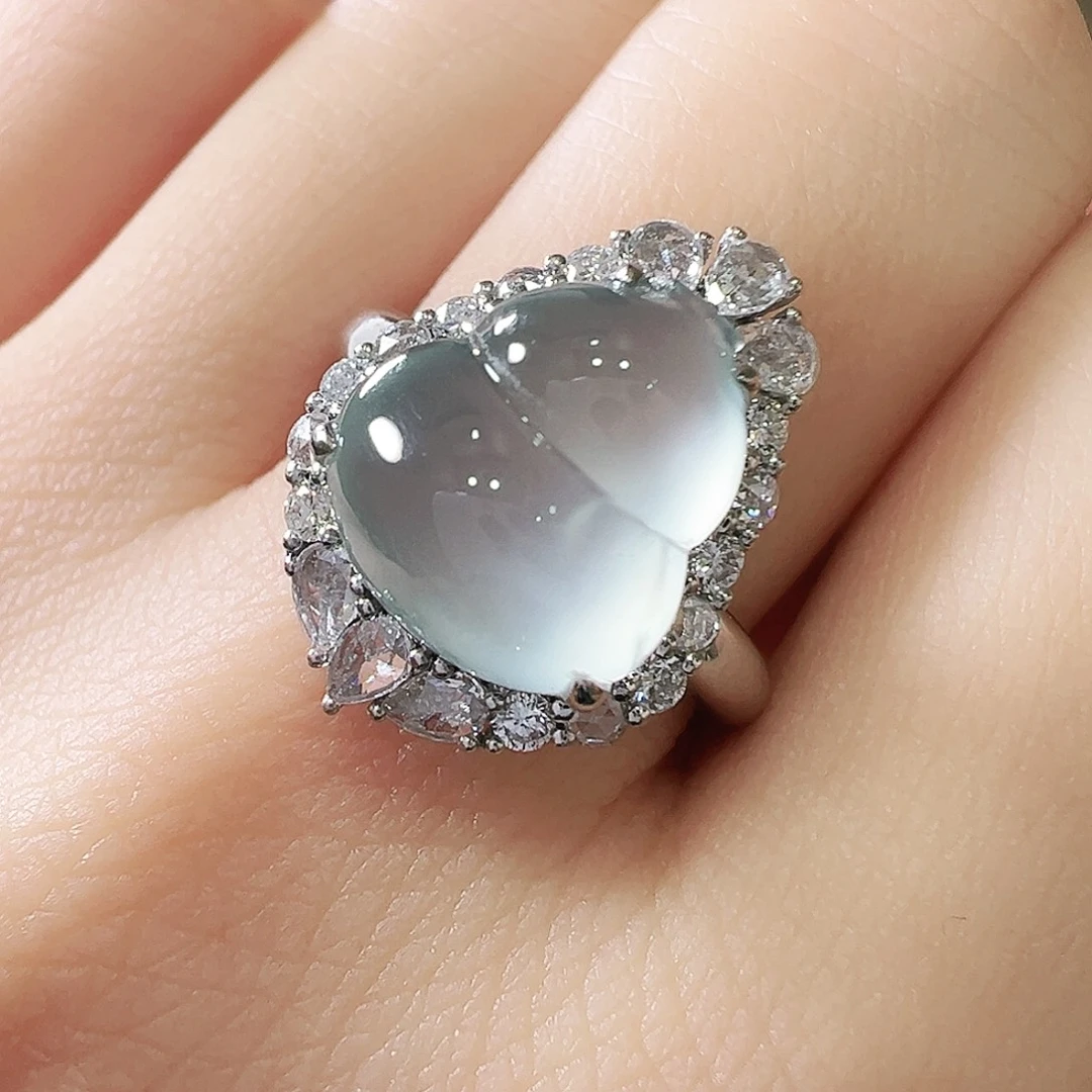 翡翠18K金镶嵌戒指