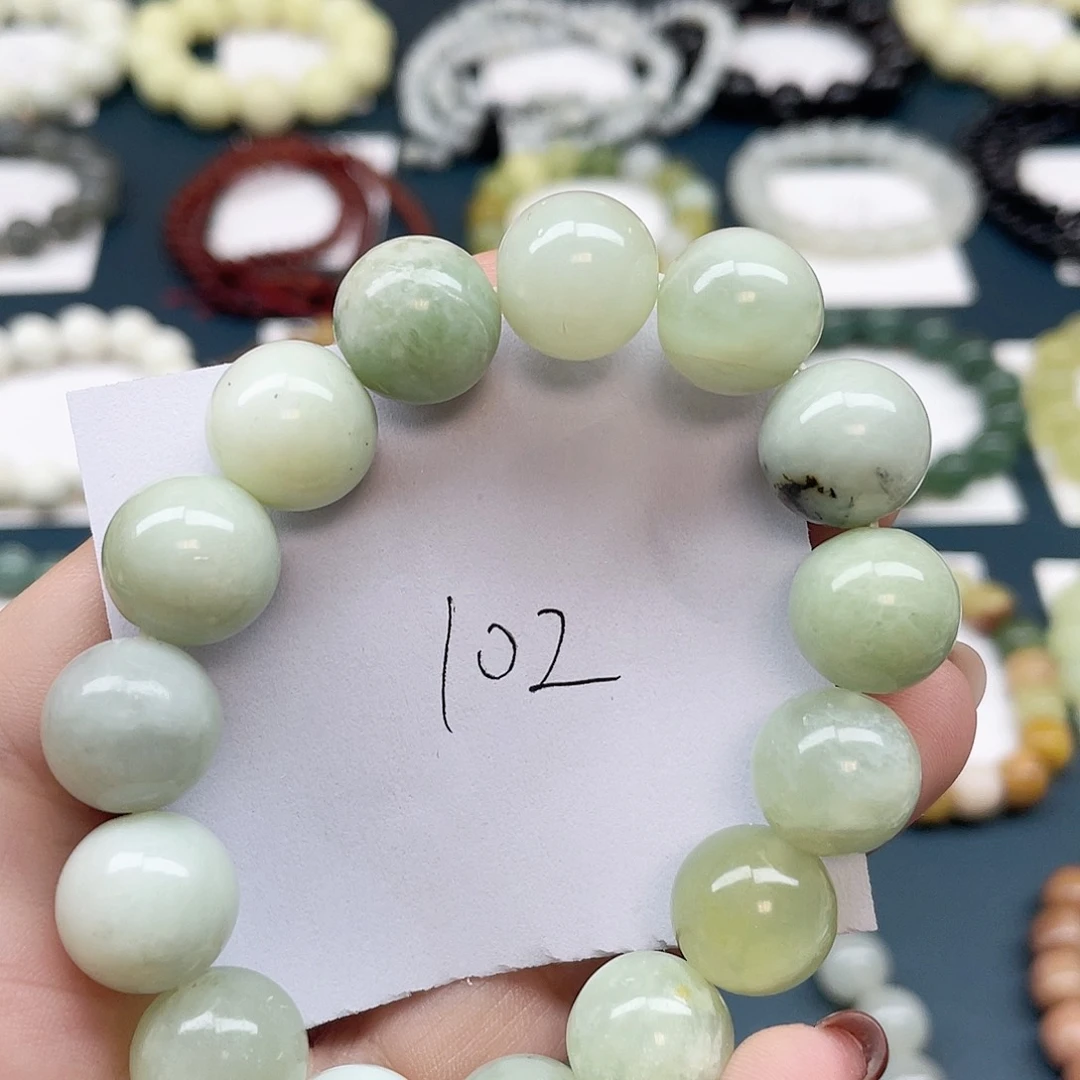 未镶嵌蛇纹石玉手链