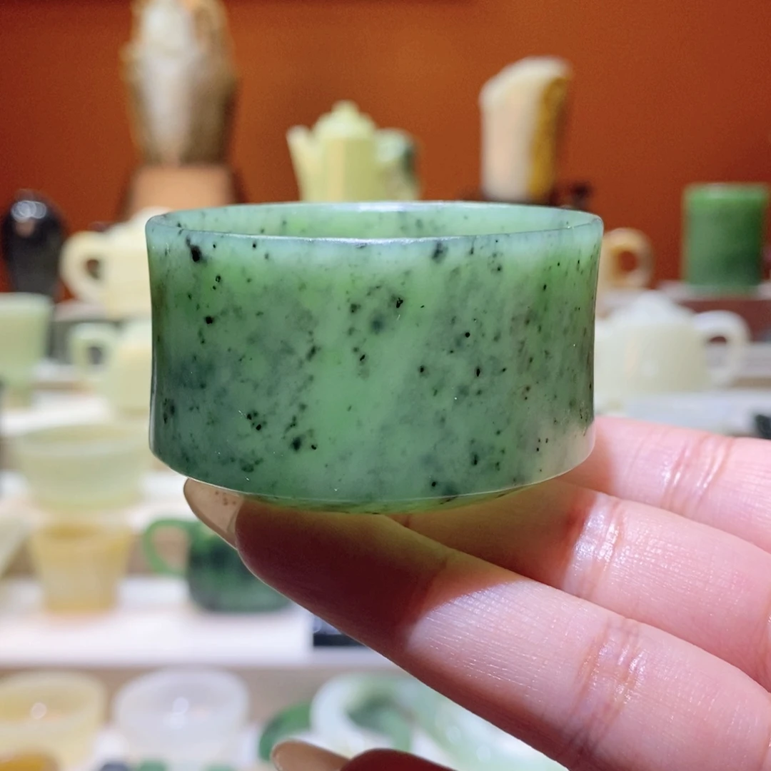 未镶嵌和田玉摆件和田玉碧玉竹节杯