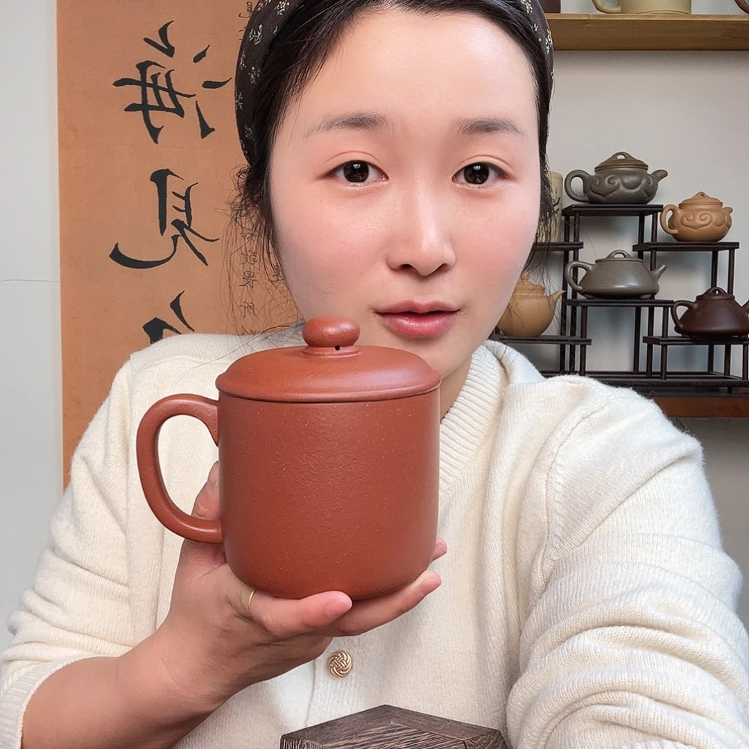 茶杯紫砂?**斌微瑕紫砂盖杯红降坡晃口
