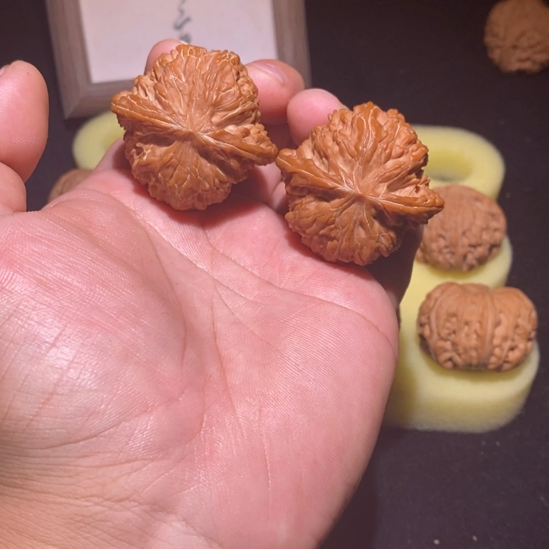 文玩核桃吊坠44全品正磨