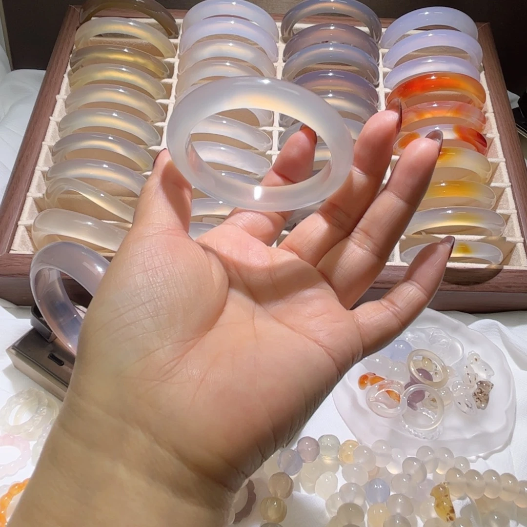 玛瑙/玉髓未镶嵌手镯