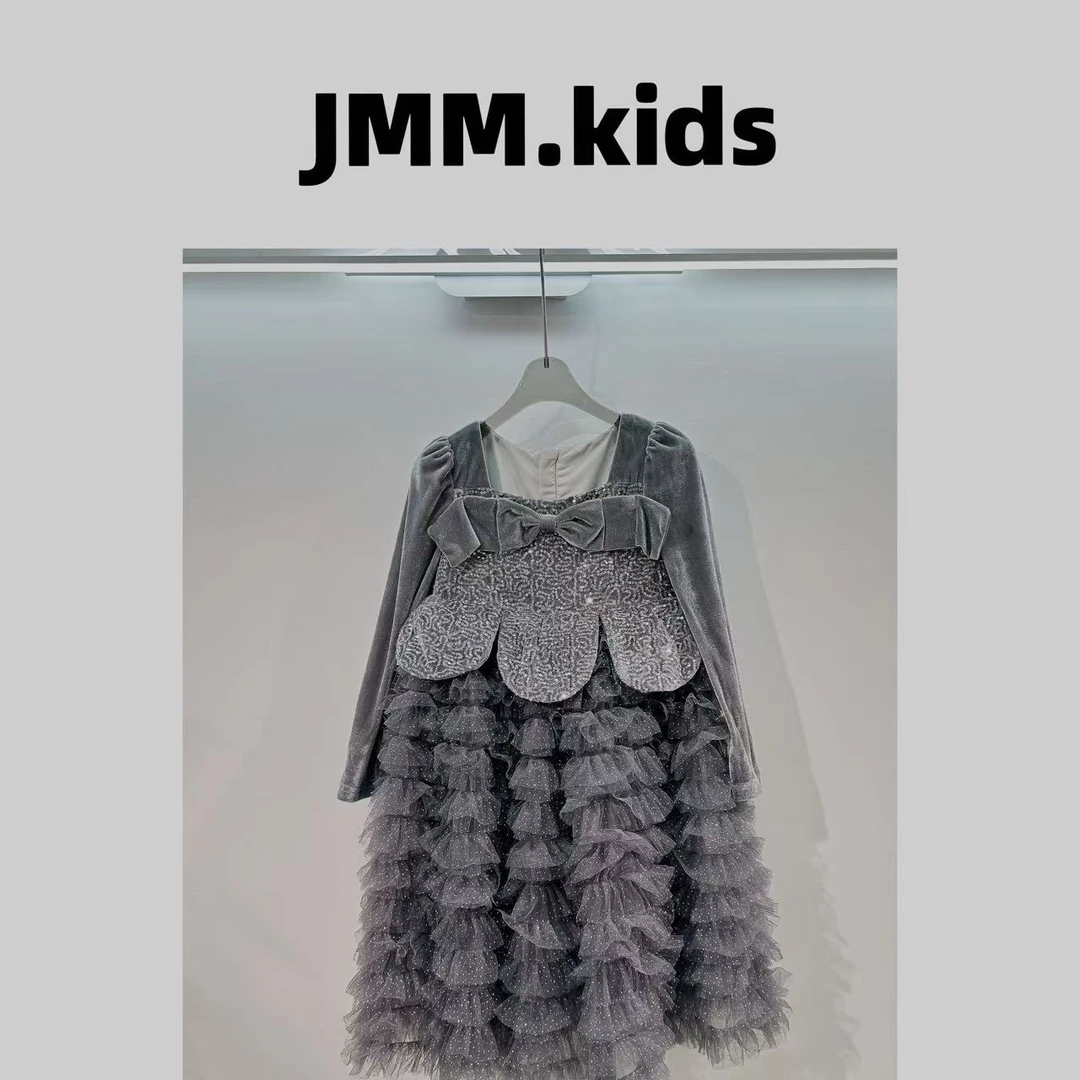 B068 设计师设计时尚走秀连衣裙